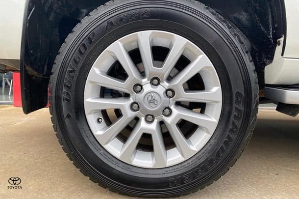 2017 Toyota Landcruiser Prado VX in White