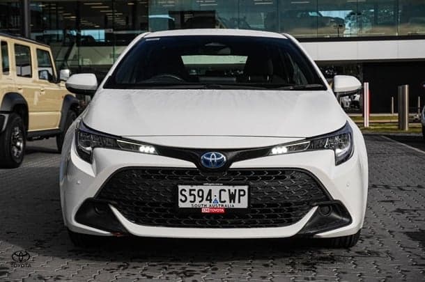 2023 Toyota Corolla Ascent Sport Hybrid in White