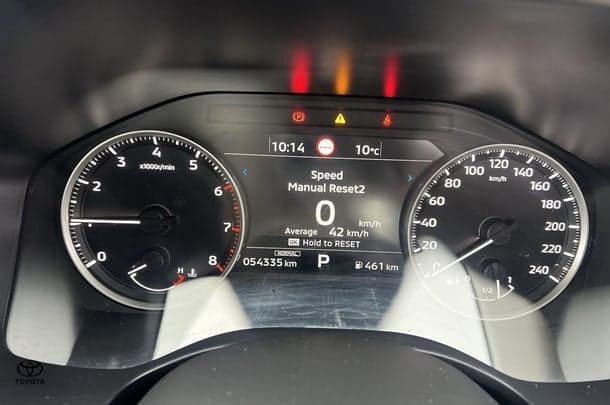 2024 Mitsubishi Outlander ES in White