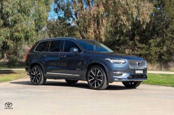 2019 Volvo XC90 D5 Inscription in Blue