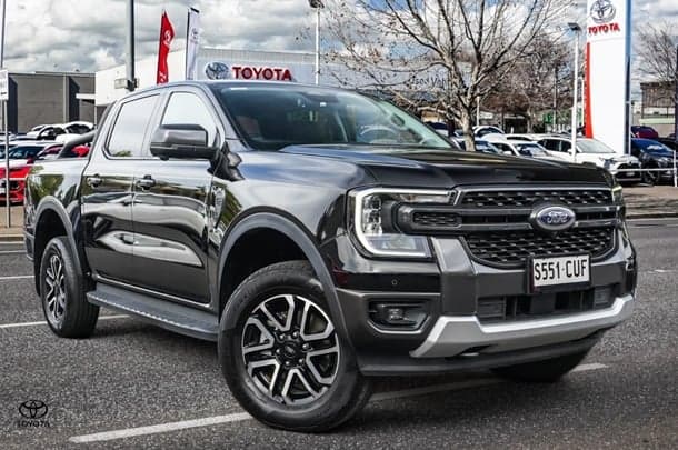 2022 Ford Ranger Sport in Silver