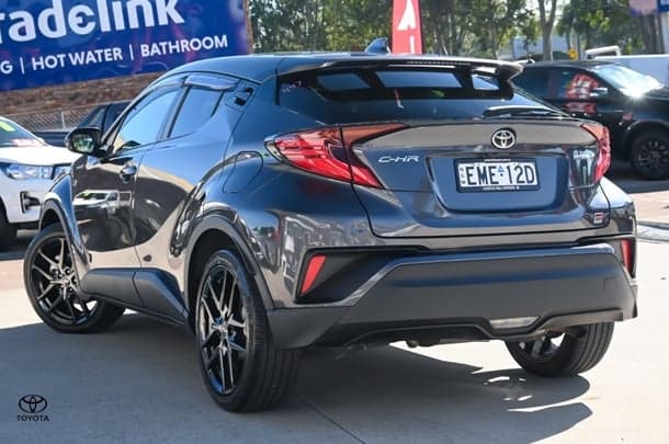 2021 Toyota C-HR GR-S in Silver