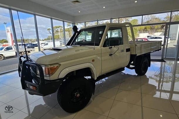 2011 Toyota Landcruiser Workmate in White
