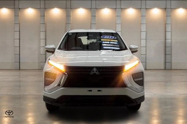 2023 Mitsubishi Eclipse Cross ES in White