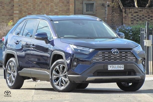 2024 Toyota RAV4 GXL in Blue