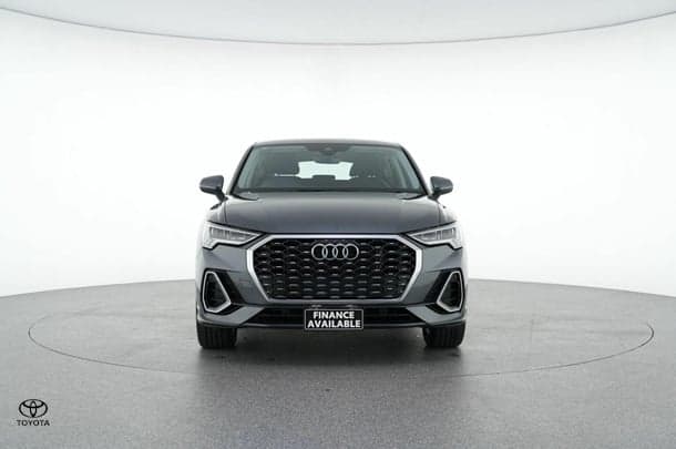 2024 Audi Q3 35 TFSI S line in Grey