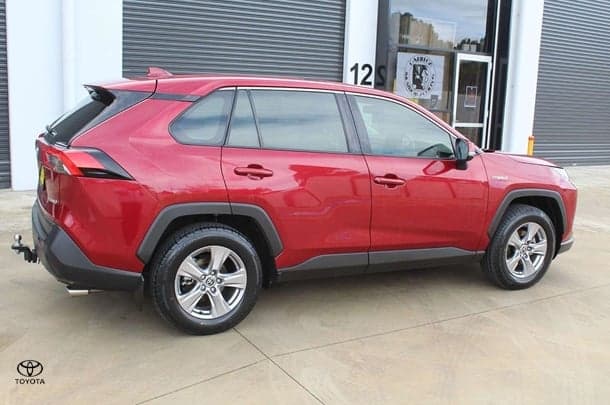 2022 Toyota RAV4 GX-2WD in Red