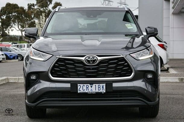 2024 Toyota Kluger Grande in Grey