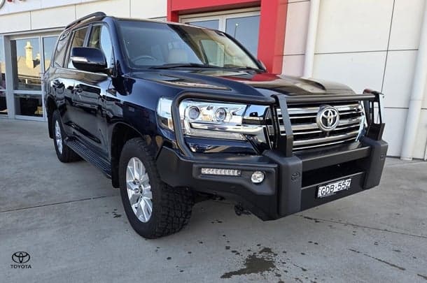 2019 Toyota Landcruiser VX in Blue