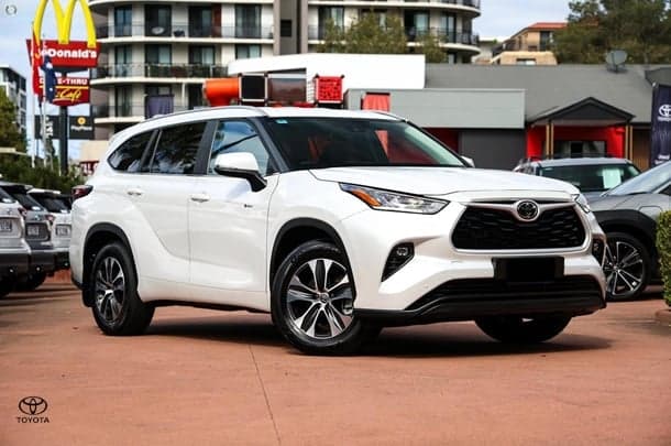 2025 Toyota Kluger GXL AWD in White