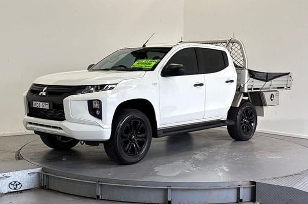 2023 Mitsubishi Triton GLX-R in White
