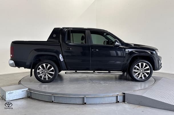 2020 Volkswagen Amarok TDI580 Aventura in Black