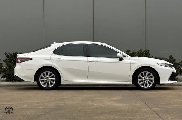 2022 Toyota Camry Ascent in White