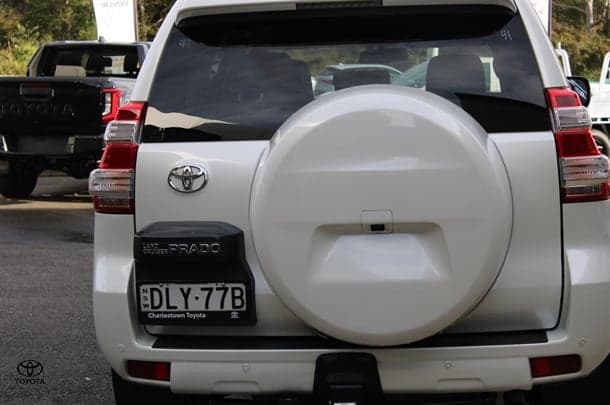 2016 Toyota Landcruiser Prado VX in White