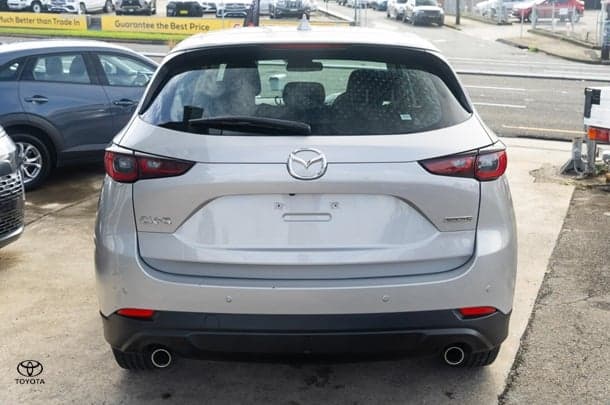 2024 Mazda CX-5 G25 Maxx Sport in Gold