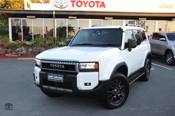 2024 Toyota Landcruiser Prado GXL in White