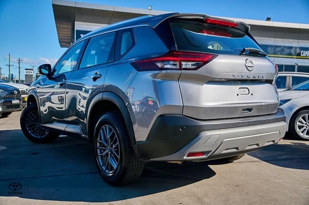 2024 Nissan X-TRAIL ST in Grey