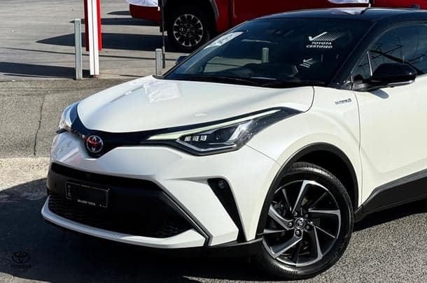 2020 Toyota C-HR Koba 2WD in Two Tone White