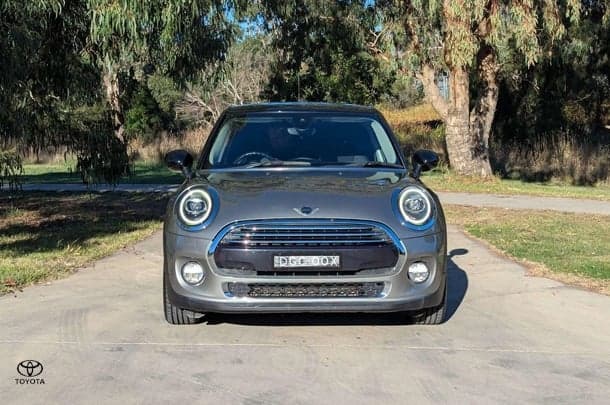 2018 MINI Hatch Cooper in Silver