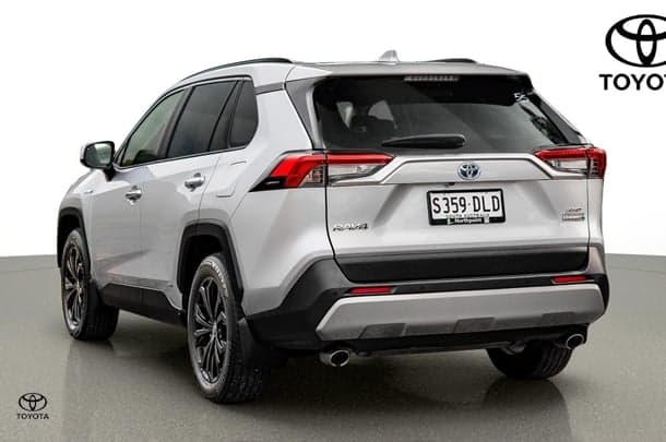 2022 Toyota RAV4 Cruiser-AWD in Silver