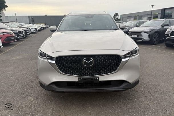 2023 Mazda CX-8 G25 Sport in White