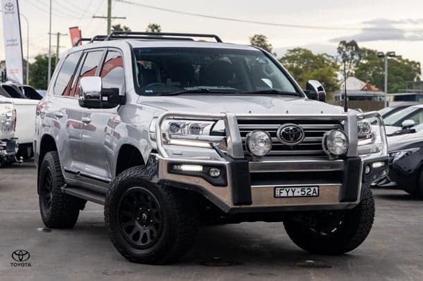 2019 Toyota Landcruiser Sahara in Silver