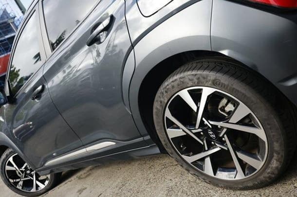 2022 Hyundai Kona Highlander in Grey