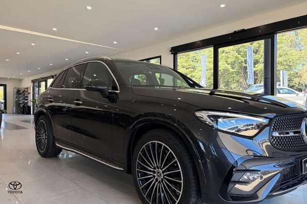 2024 Mercedes-Benz GLC-Class GLC300 in Grey