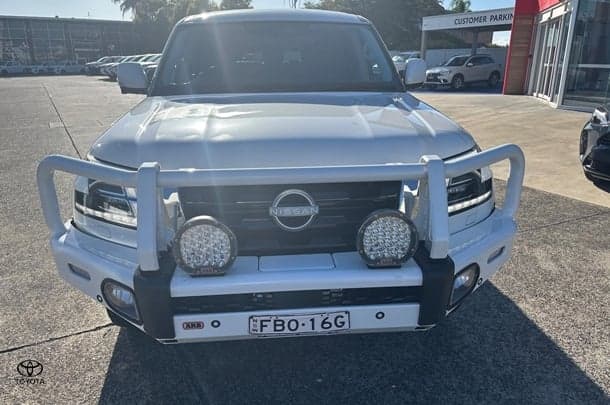 2023 Nissan Patrol Ti in White
