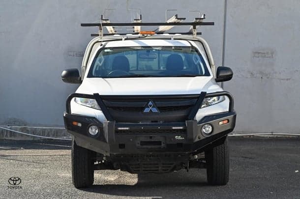 2019 Mitsubishi Triton GLX in White