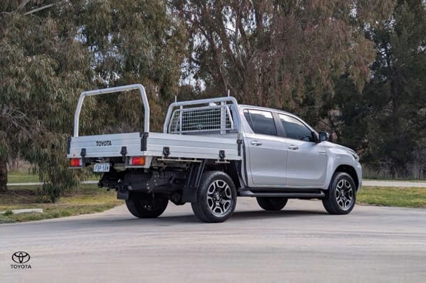 2022 Toyota Hilux SR5 in Silver