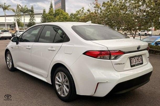 2023 Toyota Corolla Ascent Sport Hybrid in White