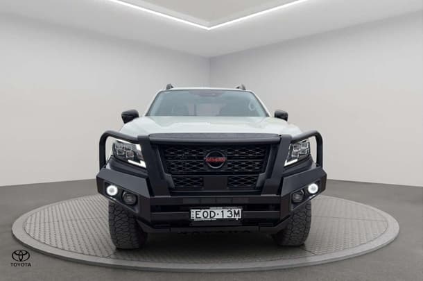2021 Nissan Navara PRO-4X in White
