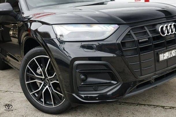 2024 Audi Q5 45 TFSI Sport in Black