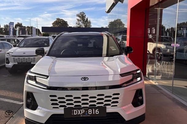 2026 Toyota RAV4 XSE in White
