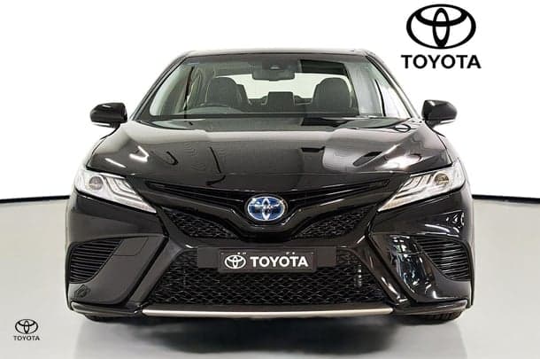 2020 Toyota Camry SL in Black