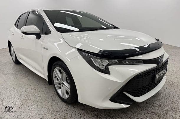2019 Toyota Corolla Ascent Sport Hybrid in White