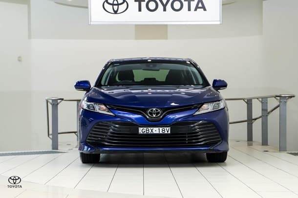 2018 Toyota Camry Ascent in Blue