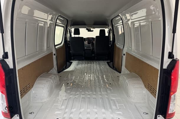2022 Toyota Hiace Base in White