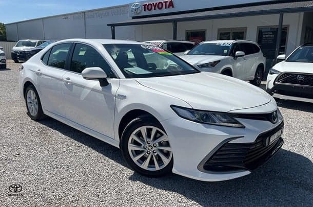 2023 Toyota Camry Ascent in White