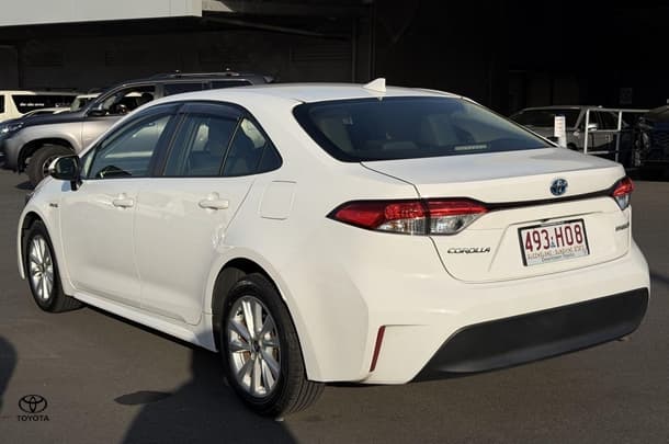2023 Toyota Corolla Ascent Sport Hybrid in White