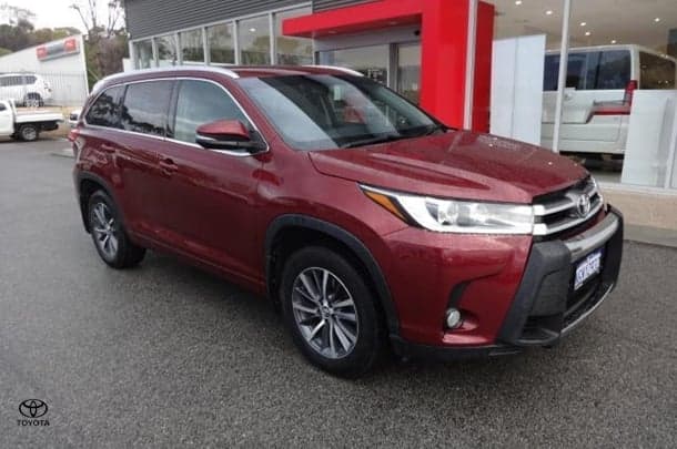 2017 Toyota Kluger GXL AWD in Red