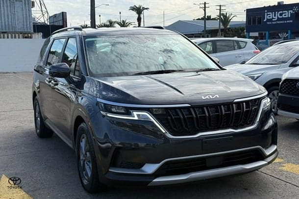 2023 Kia Carnival S in Panthera Metal (P2m)