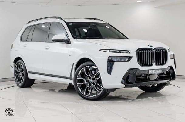 2023 BMW X7 xDrive40d M Sport in Brown