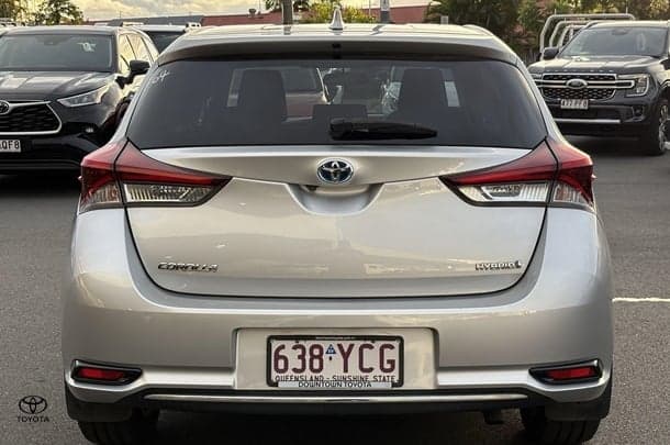 2018 Toyota Corolla Hybrid in Silver