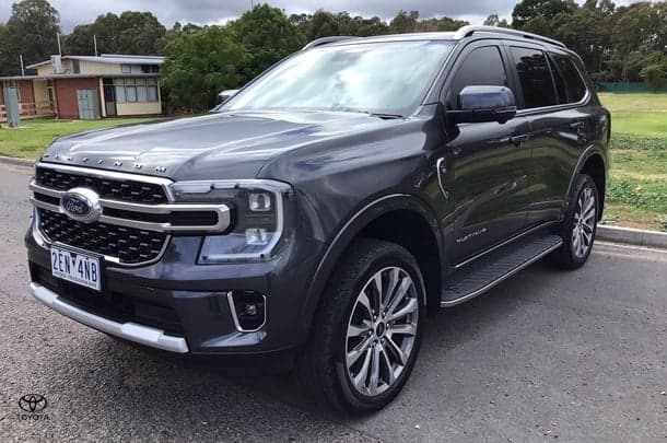 2024 Ford Everest Platinum in Grey