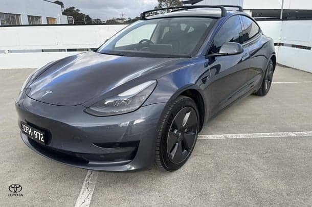 2022 Tesla Model 3 Rear-Wheel Drive in Grey