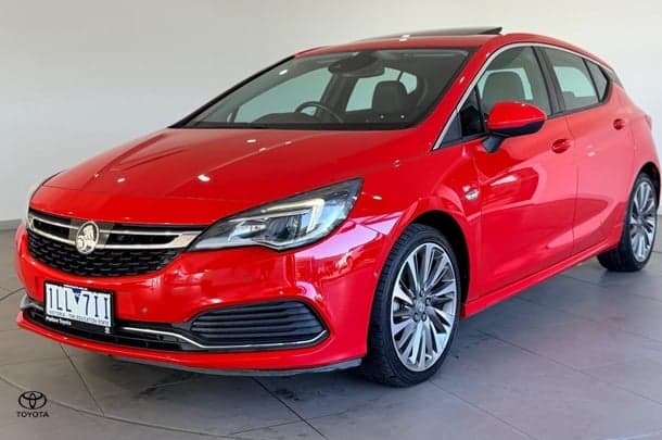 2017 Holden Astra RS-V in Red