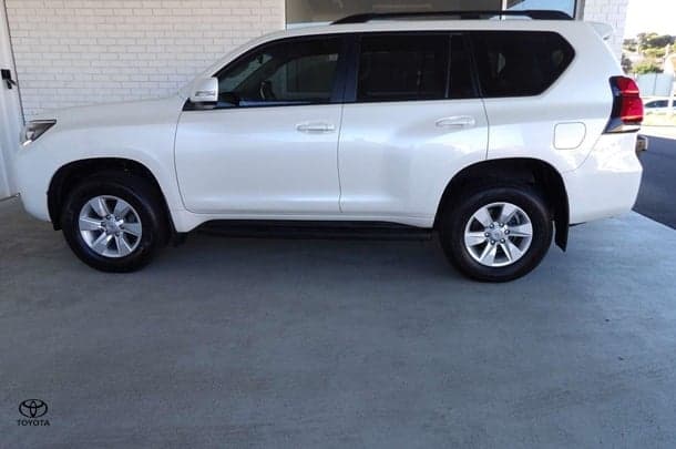 2023 Toyota Landcruiser Prado GXL in White