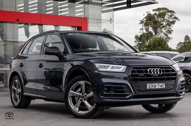 2019 Audi Q5 40 TDI sport in Grey